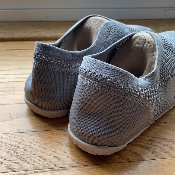 NEW! OTZ Shoes Gray Mesh Cork Insole Slip-ons Size 10.5 Men's - Picture 3 of 10